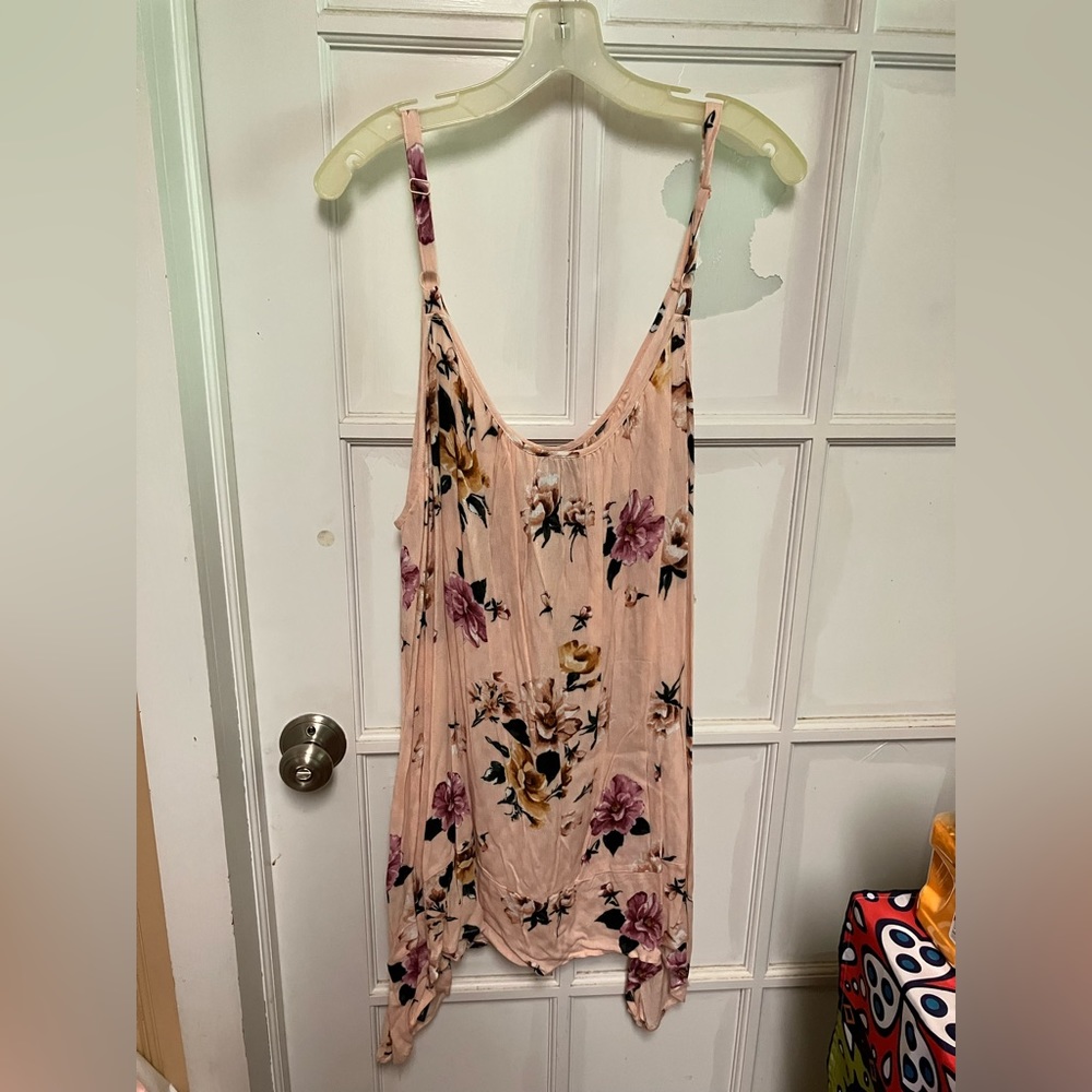 Torrid Pink Floral Tank-NWT 4x